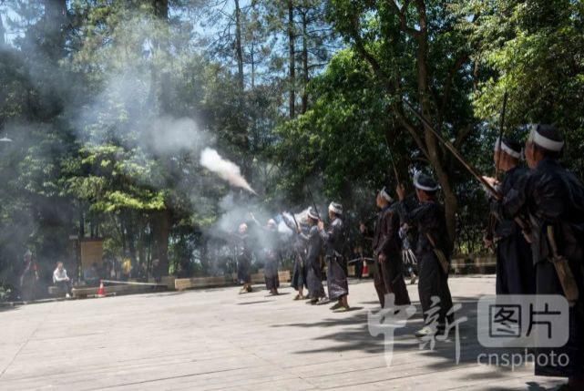 部落|中国最后一个枪手部落，正做着一杆“枪”的生意