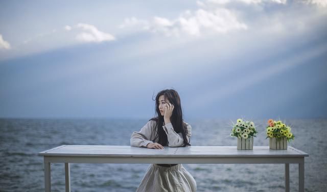  朋友|虽然拥有名与利，但是身边朋友很少的三个星座，充满烦恼