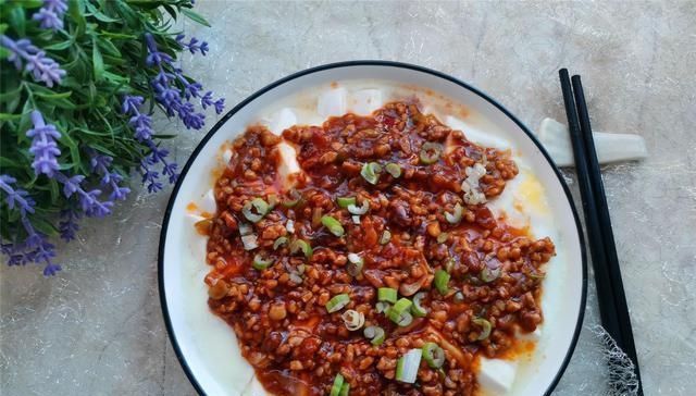 简单|豆腐和鸡蛋一起搭配做，营养又美味，做法简单容易学