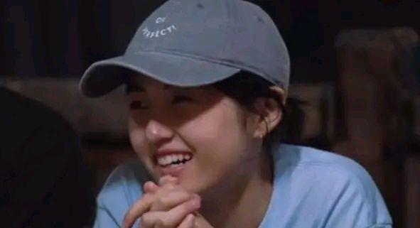  不想|张子枫不想参加《向往4》，提要求想被节目组拒绝，何炅回复亮了