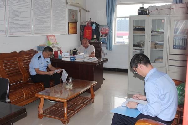 平舆|平舆交警强化客运车辆管理 护航国庆、中秋假期交通安全