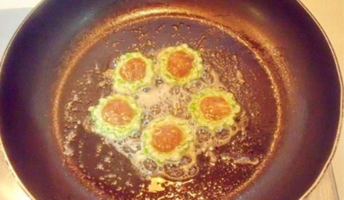  美味|经典家常菜，苦瓜这么做，鲜香软润，营养美味，吃起来没有苦味！