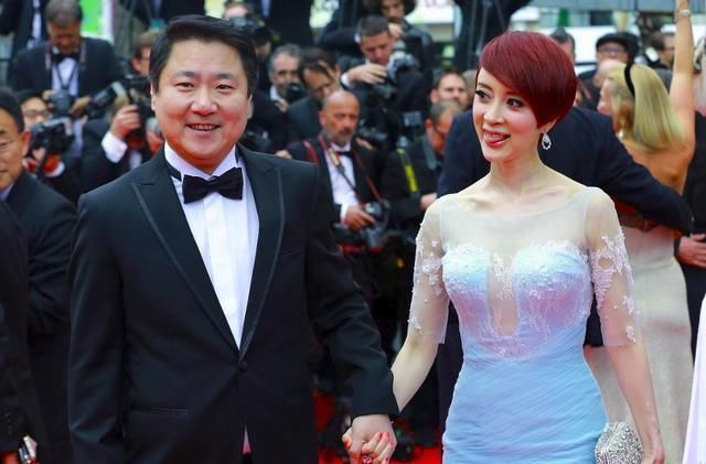  于冬|影视亿万富豪离婚记：再婚迎娶女星金巧巧，前妻因1600万站上法庭