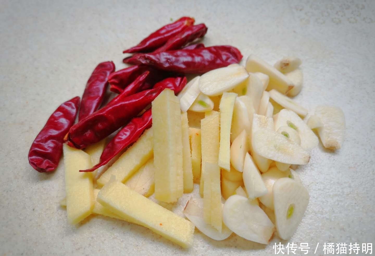 食材|冒菜？很多人都爱吃这一口，自己做食材简单又营养，比买的还好吃