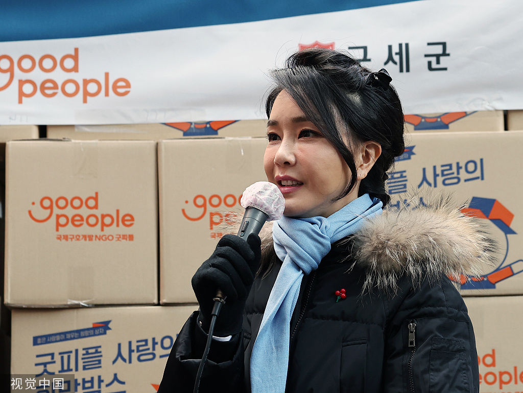 韩第一夫人禁食狗肉言论引农户抗议：她没权力代替政府作出承诺