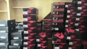 知名|知名运动品牌店内，竟卖假货？！