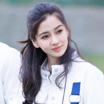 饮料|跑男家族录制时都喝饮料,唯独baby不一样,看清喝的啥太敬业