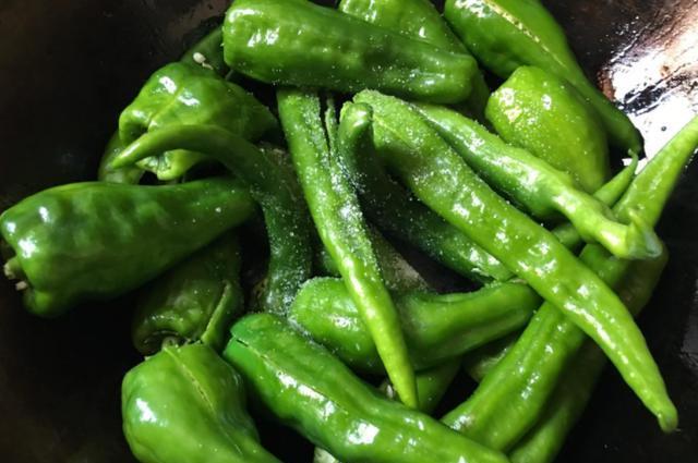 吃亏|这道菜长得像“猪食”,味道却清爽美味,赶紧试试保证你不会吃亏