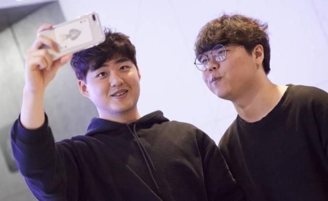  夏季赛|bang谈LCK一阵最佳阵容，Faker成过去式，上单位置引发玩家热议