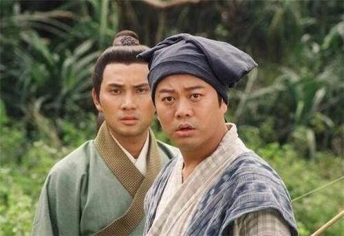 回村|两名妇人同行回村，丢失钱财发生口角，大人未戳破小偷行为