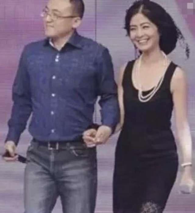  剩女|当年声称不后悔，在非诚勿扰上牵走51岁剩女的30岁小伙，后来如何