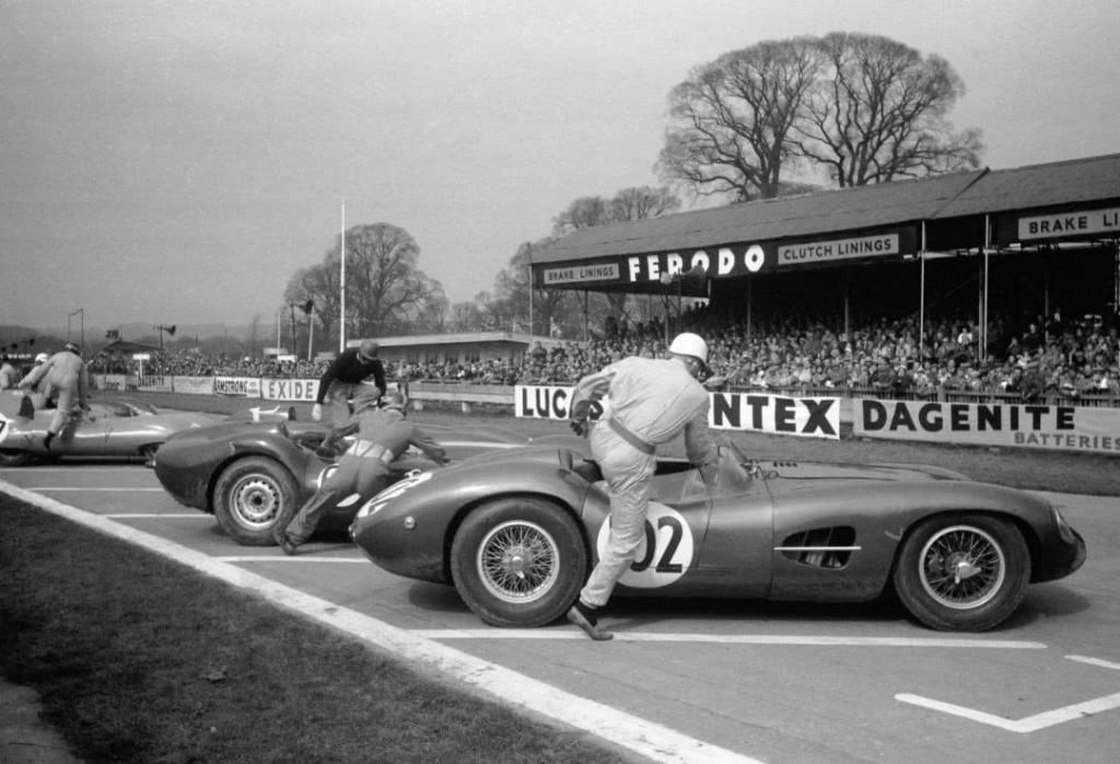 时髦|除了机车和速度,这个比赛还关注谁更时髦