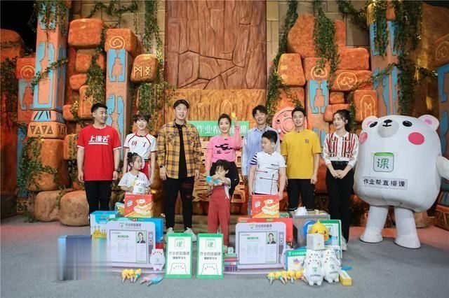  挑战|国民组合凤凰传奇拍了拍你，和孩子看《疯狂的麦咭7》收官挑战