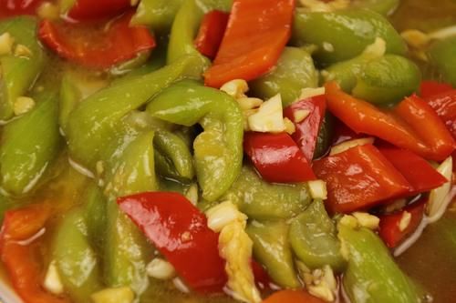 红辣椒|入秋后,吃猪肉不如吃它,别看它不起眼,是女人的“美容水”