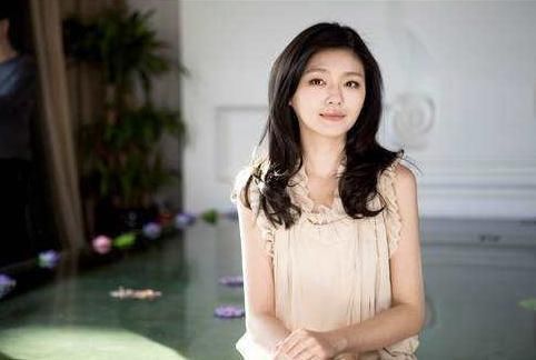  女王|43岁大S大方承认失去事业心：她真的活成了励志女王的反面吗？