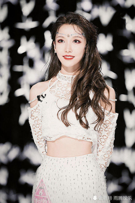  小编|硬糖少女303正式成团，徐艺洋只关注两人，姜贞羽陈卓璇姐妹情深