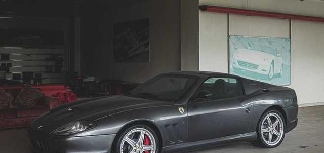  神车|暴殄天物 三辆神车被遗忘在店里 原因究竟如何？