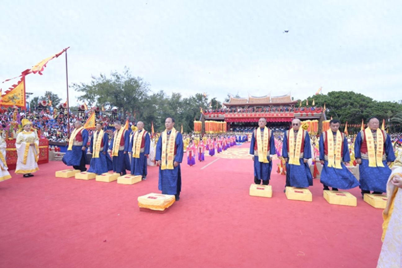 海内外妈祖敬仰者齐聚湄洲岛！海祭妈祖大典震撼上演