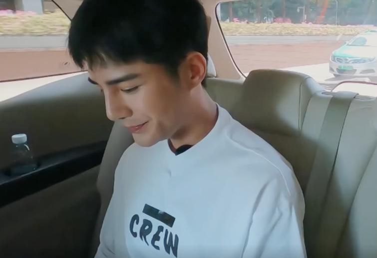  让大家|麦迪娜又在节目里生气，姜潮这次不哄她，一个举动吓得她不吭声了