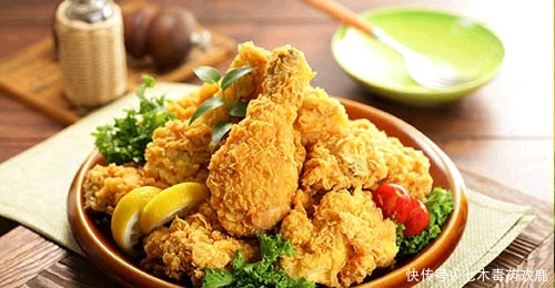  多汁|炸鸡美味不酥脆？教你裹粉小技巧，让你的炸鸡酥脆多汁满口喷香