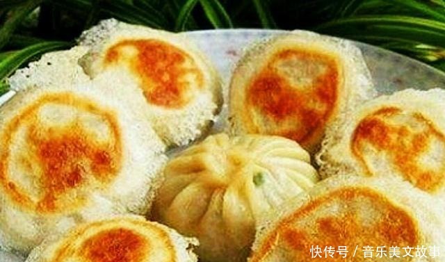水煎包都|简单一招,让一锅水煎包两边焦黄,饭馆不一定做得到