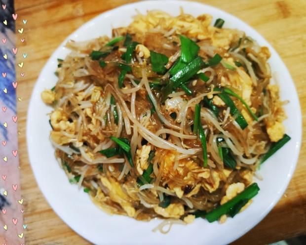 绿豆芽|家庭版炒合菜【绿豆芽粉条炒鸡蛋】