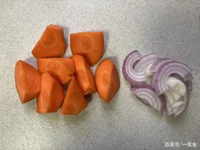 营养|秋天遇到这肉别手软,营养极高,炖一锅好吃到汤汁都不剩,太香了