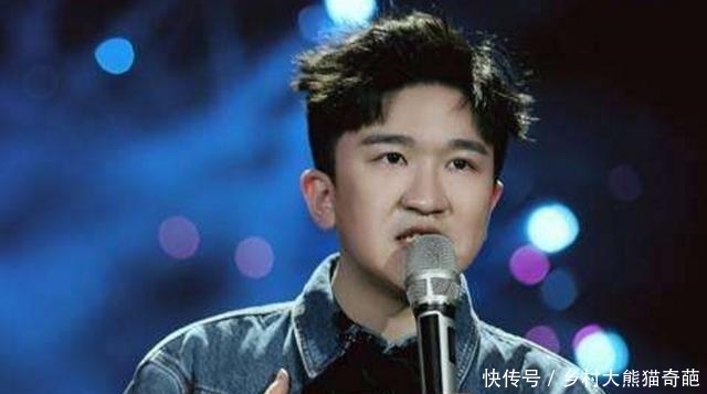 躲开|跑男中张大大对黄龄屡伸“咸猪手”,baby发现后,巧妙躲开