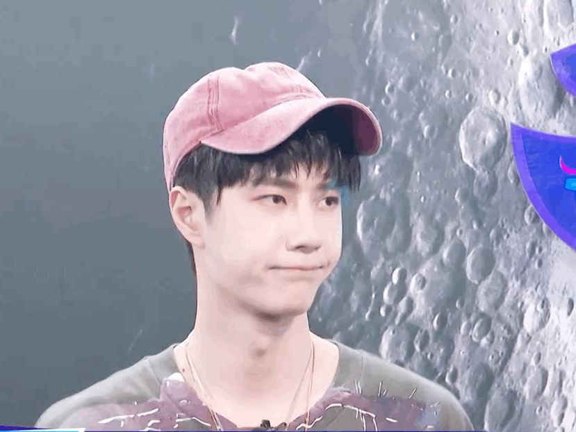  无误|200815《这！就是街舞》本期新鲜预告释出 扛着梯子跑的王队长是王甜甜无误了