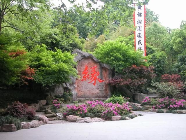  宝石山|0.5个亭子长啥样？这个夏天，西湖边这些地方不去会遗憾！