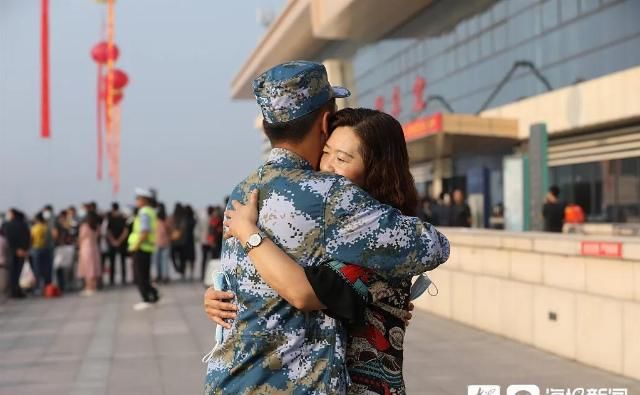  骄傲|一家人的骄傲！日照西站这一幕幕！震撼又泪目......