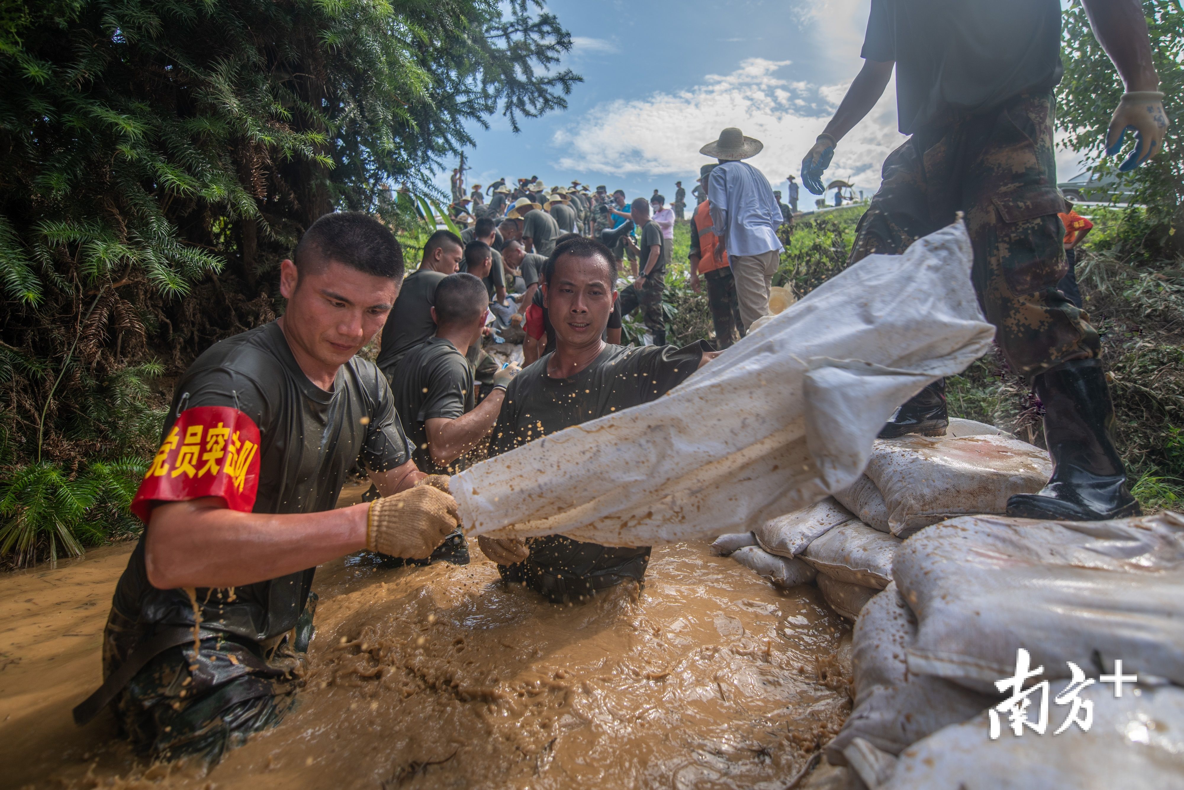 阳县油墩街|直击南方多地抗洪抢险现场！