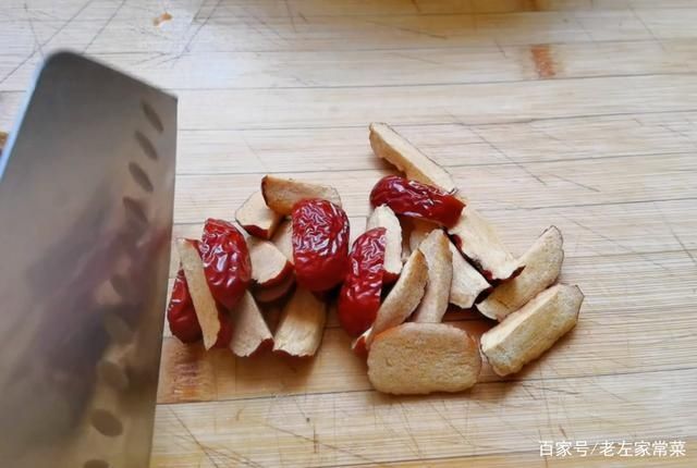 好吃|教你苹果新吃法,加一碗面粉,蓬松暄软,果香十足,比面包还好吃