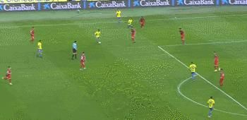 巴萨球迷|深度解析巴萨天才16岁首季4球7助攻：西班牙瑰宝新伊涅斯塔