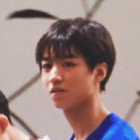  头饰|王俊凯的可爱错位图系列 小凯的花样头饰