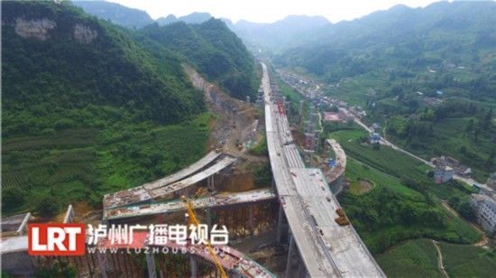 项目|叙威高速公路已初步实现半幅贯通，预计年底建成通车