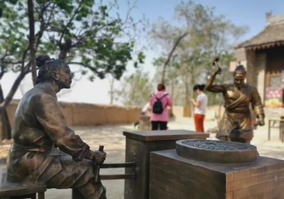  夏天|酷热难耐？快来张壁古堡，这里的夏天18℃！