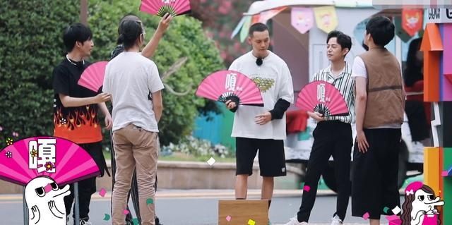  雷同|何炅好口碑遭质疑？主持新综又陷抄袭门，被指雷同日综段子都照搬