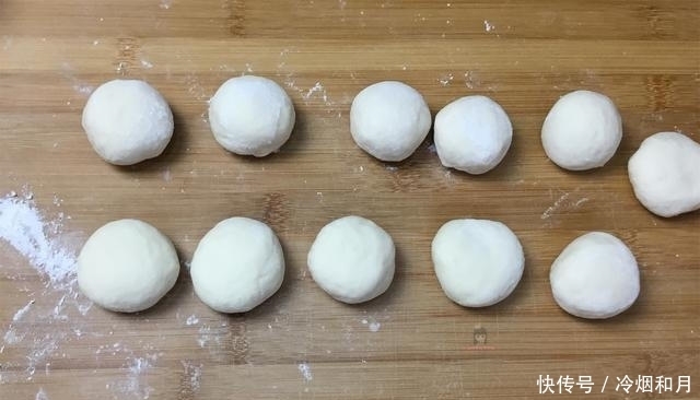 快速|奶香小花卷快速做法,一次醒发成型,香甜松软,孩子超爱吃