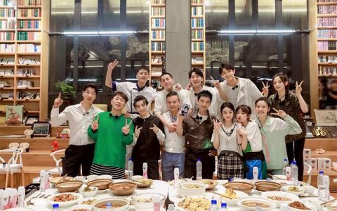  中餐厅|王俊凯与《全员加速中》猎人李子峰在《中餐厅》重逢，奇妙的缘分