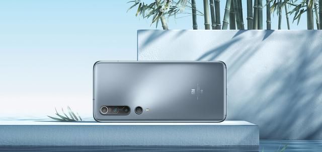  学生|手机用了这么久还是不会选，学生党两千该如何抉择