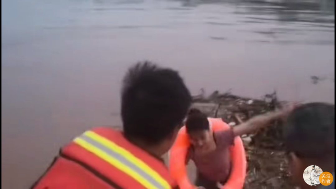 那一刻|“分手后自杀,跳下去那一刻我后悔了”