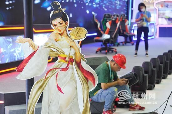 新鲜|探营第十六届中国国际动漫节主会场 新鲜亮点记者带你抢先看！