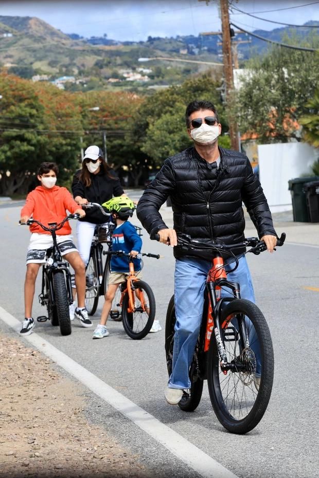  脊椎|差之毫厘！《英国达人秀》导师摔伤，骨折处与脊椎接近险些瘫痪