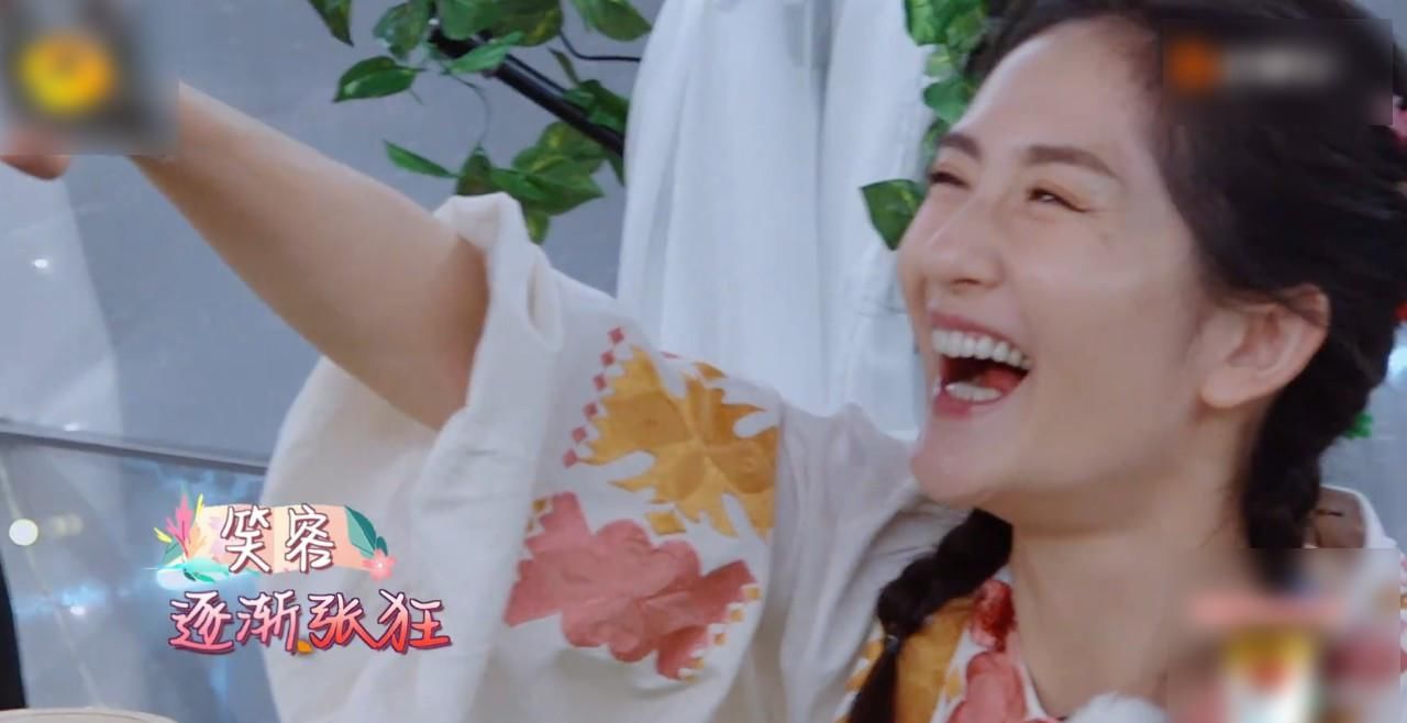  何炅|《妻4》谢娜现场连线，听到何炅称呼，有种感情叫“何炅谢娜”