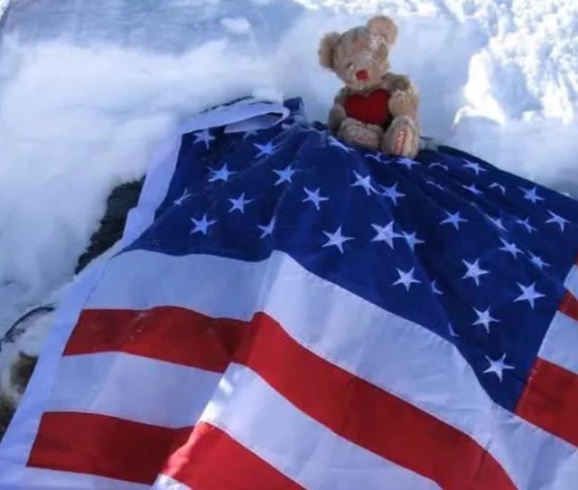  睡美人|“睡美人”在珠峰躺了9年，百人路过无视，只有他做了件“傻事”