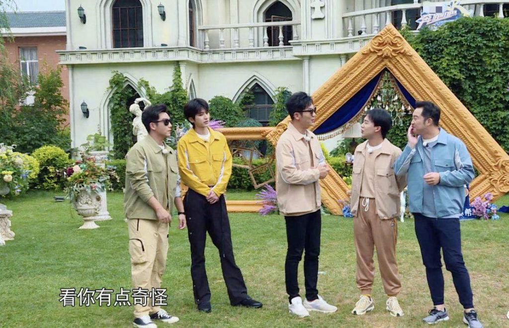  煽情|郑恺发文回忆跑男100期很煽情，却只得到奔跑吧两人回应，团友情不过如此