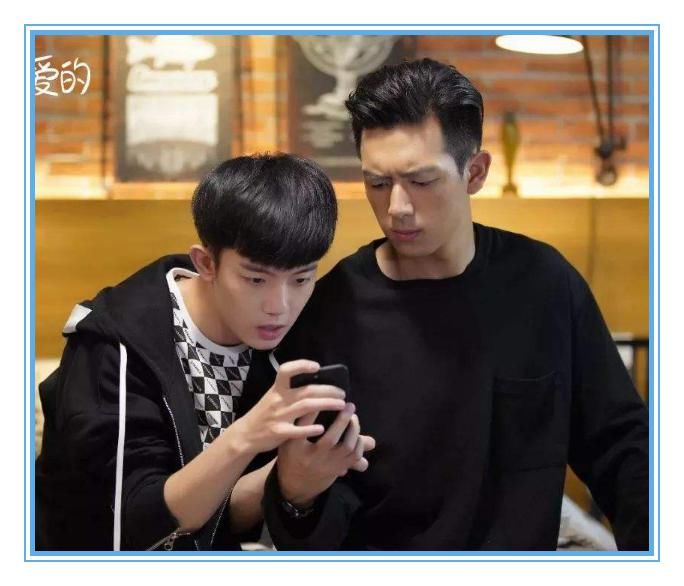  恩爱|《亲爱的挚爱的》官宣，佟年韩商言一起秀恩爱，两人地位发生改变