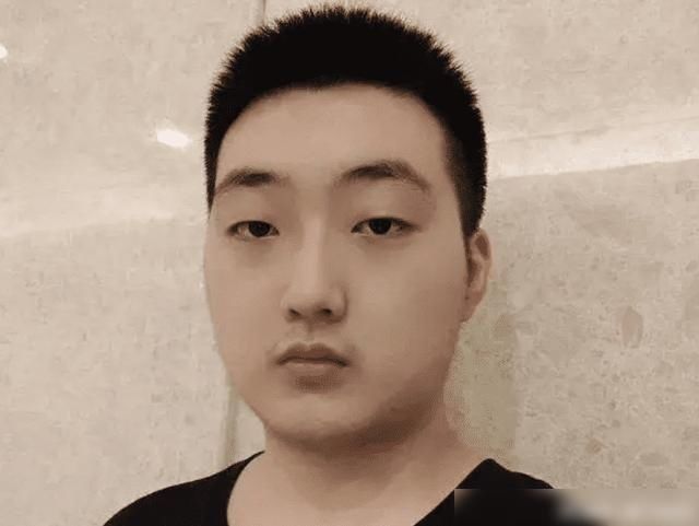 其高考成绩|2020年山东高考状元成绩公布,这个状元有点特殊哦!