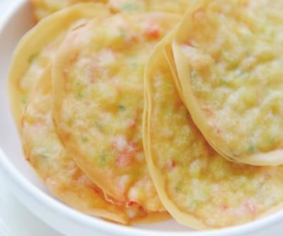 酥软|用春卷皮做一道美味小吃,金黄酥软,鲜香十足,快来试试